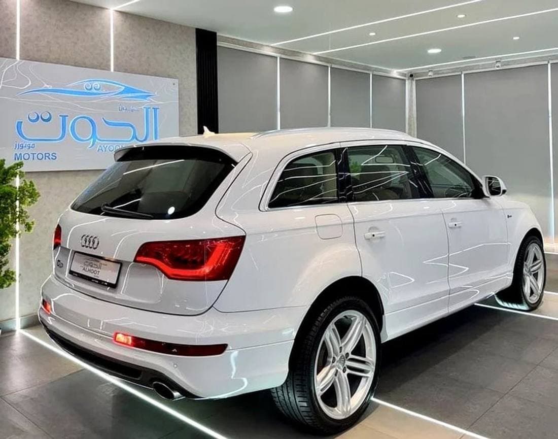 2014 Audi Q7 STANDARD