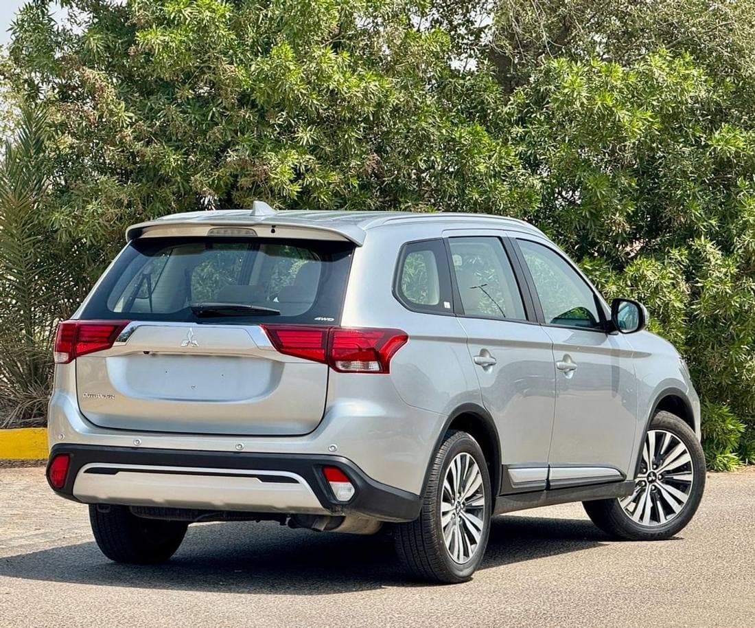 2023 Mitsubishi Outlander GLX HIGHLINE FABRIC thumbnail 4