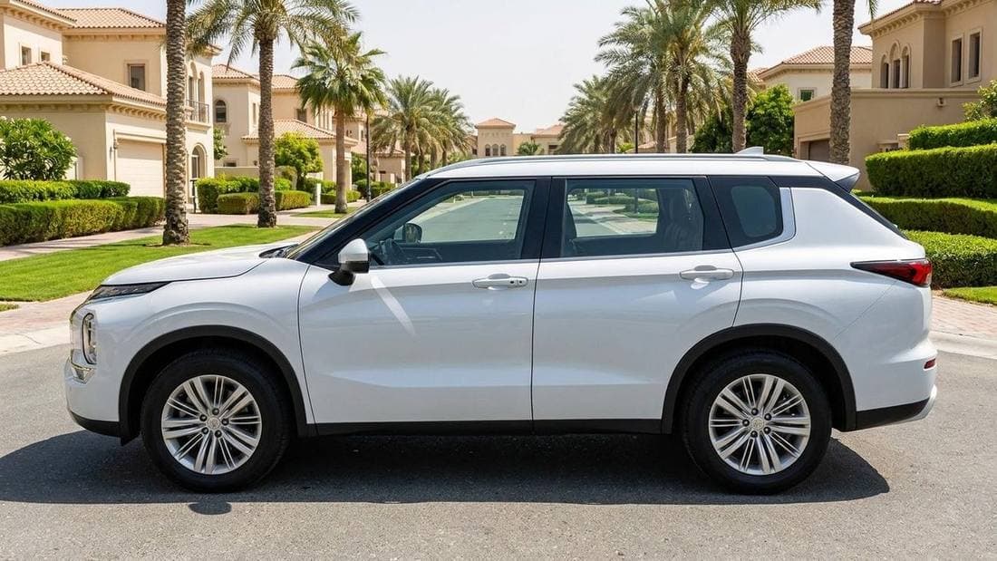 2025 Mitsubishi Outlander GLX MIDLINE thumbnail 5