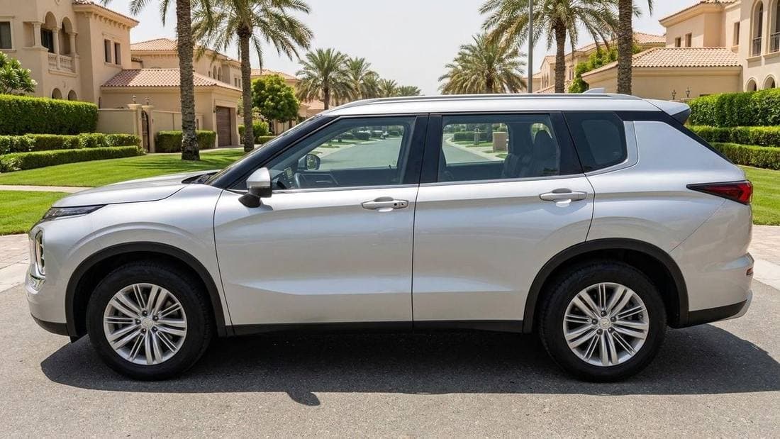 2025 Mitsubishi Outlander GLX MIDLINE thumbnail 5