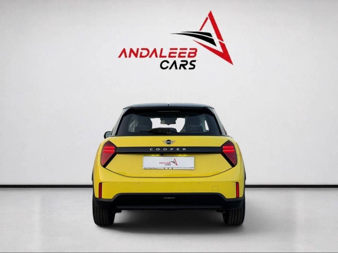 2025 Mini Cooper C thumbnail 5