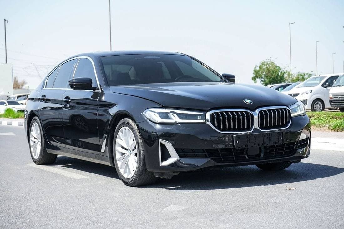 2021 BMW 520i EXCLUSIVE PLUS thumbnail 3