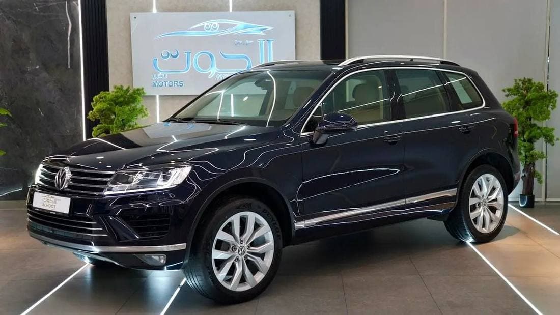 2017 Volkswagen Touareg R LINE thumbnail 3