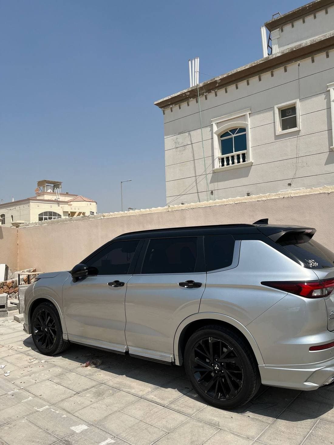 2024 Mitsubishi Outlander PREMIUM LAUNCH EDITION thumbnail 5