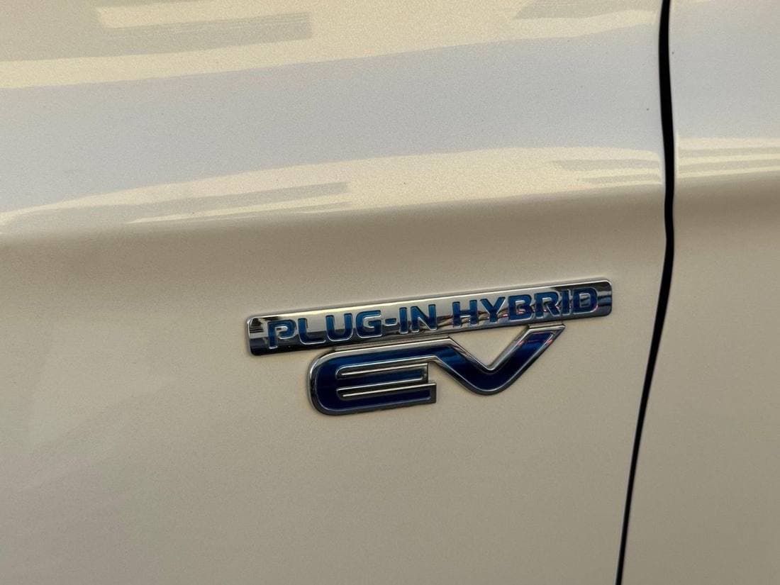 2021 Mitsubishi Outlander thumbnail 7