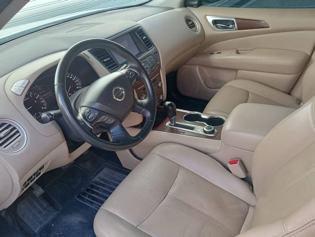 2019 Nissan Pathfinder SV thumbnail 6