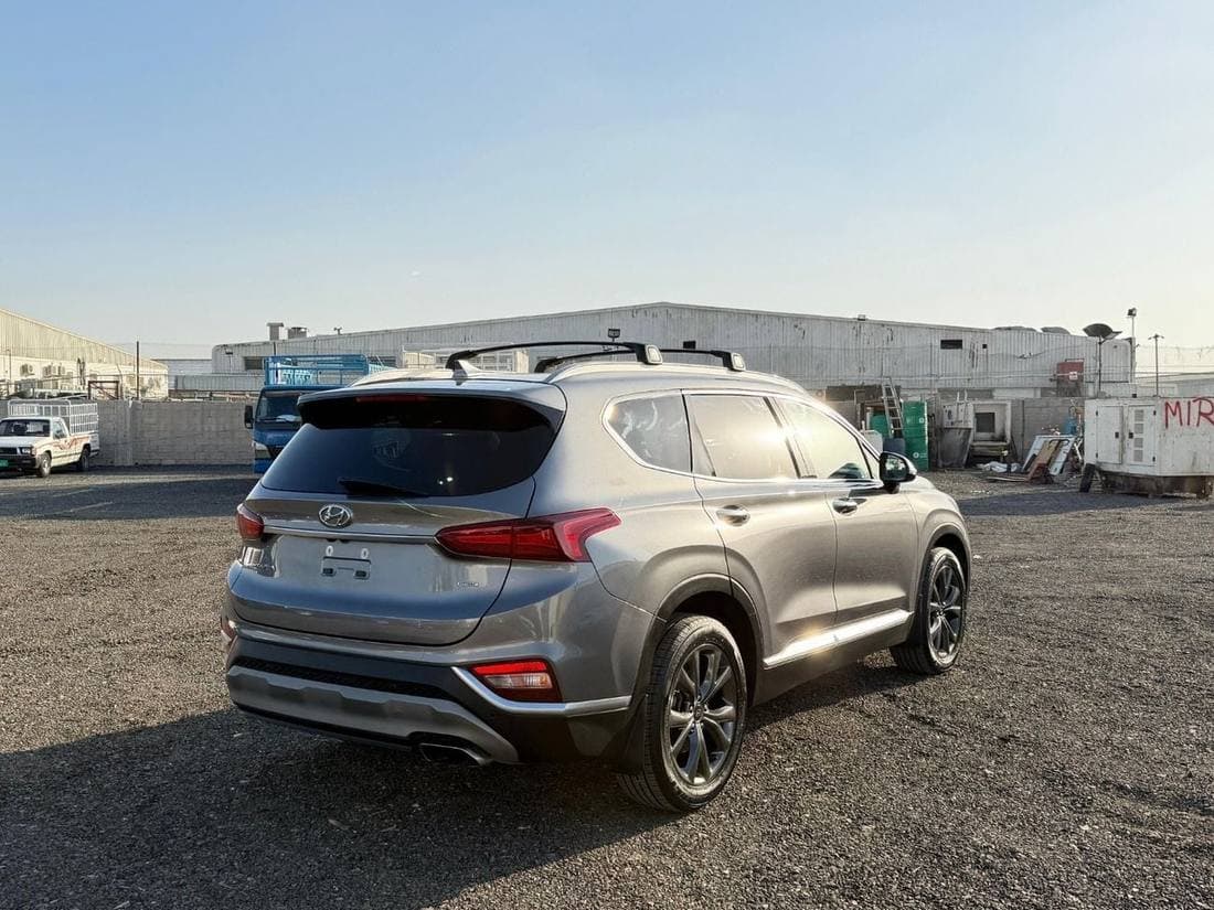 2019 Hyundai Santa Fe STANDARD thumbnail 8