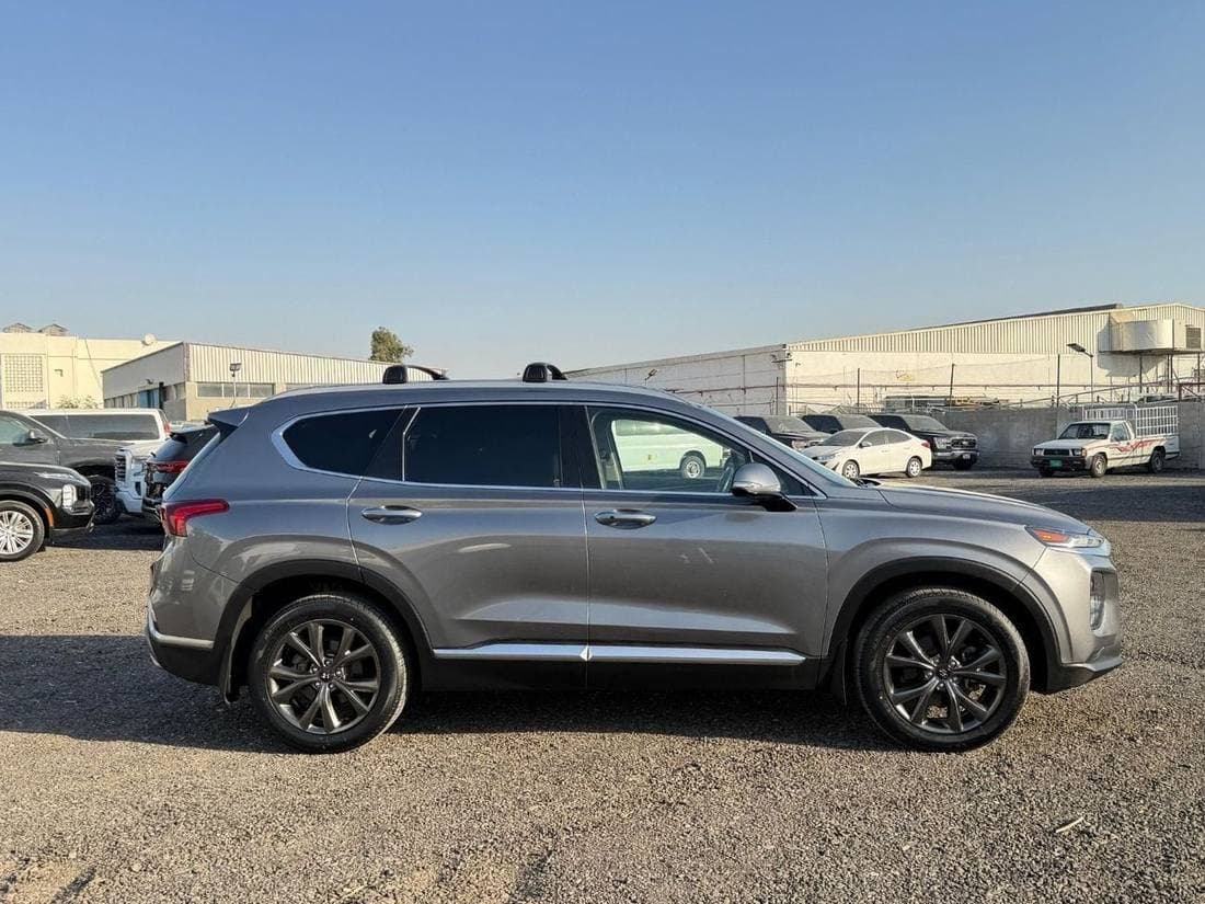 2019 Hyundai Santa Fe STANDARD thumbnail 7