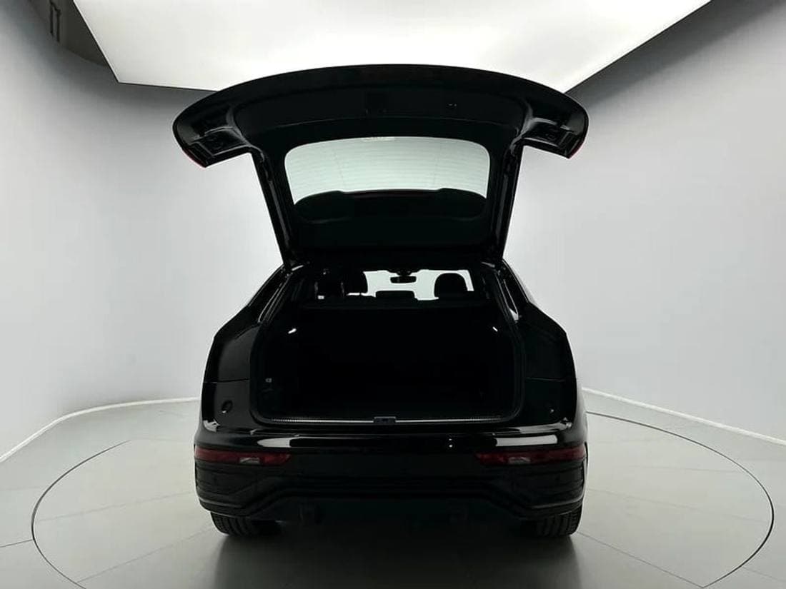 2024 Audi Q5 45 TFSI SPORTBACK S LINE thumbnail 6