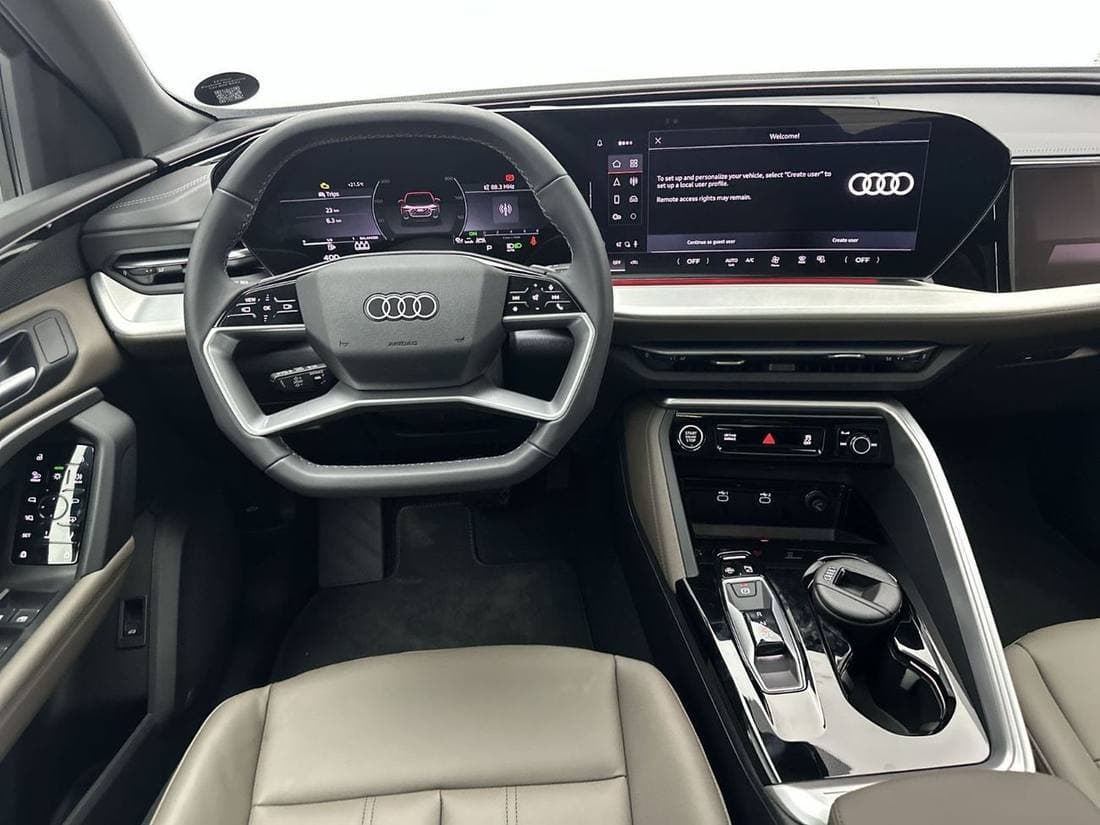 2025 Audi Q5 45 TFSI S LINE thumbnail 7