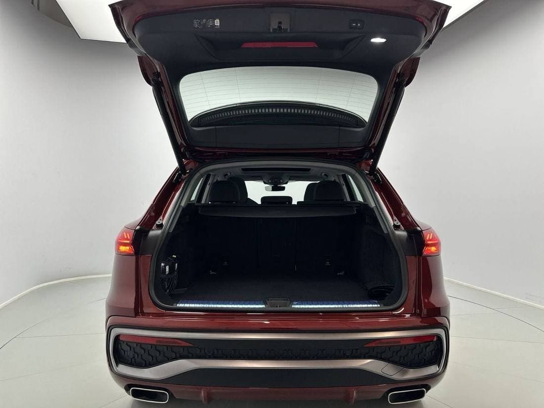 2025 Audi Q5 45 TFSI S LINE thumbnail 5