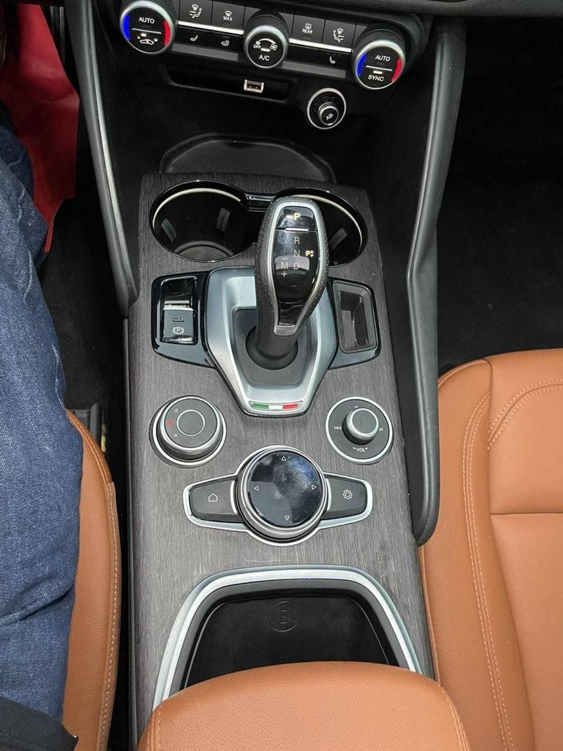 2014 Jeep Grand Cherokee thumbnail 8