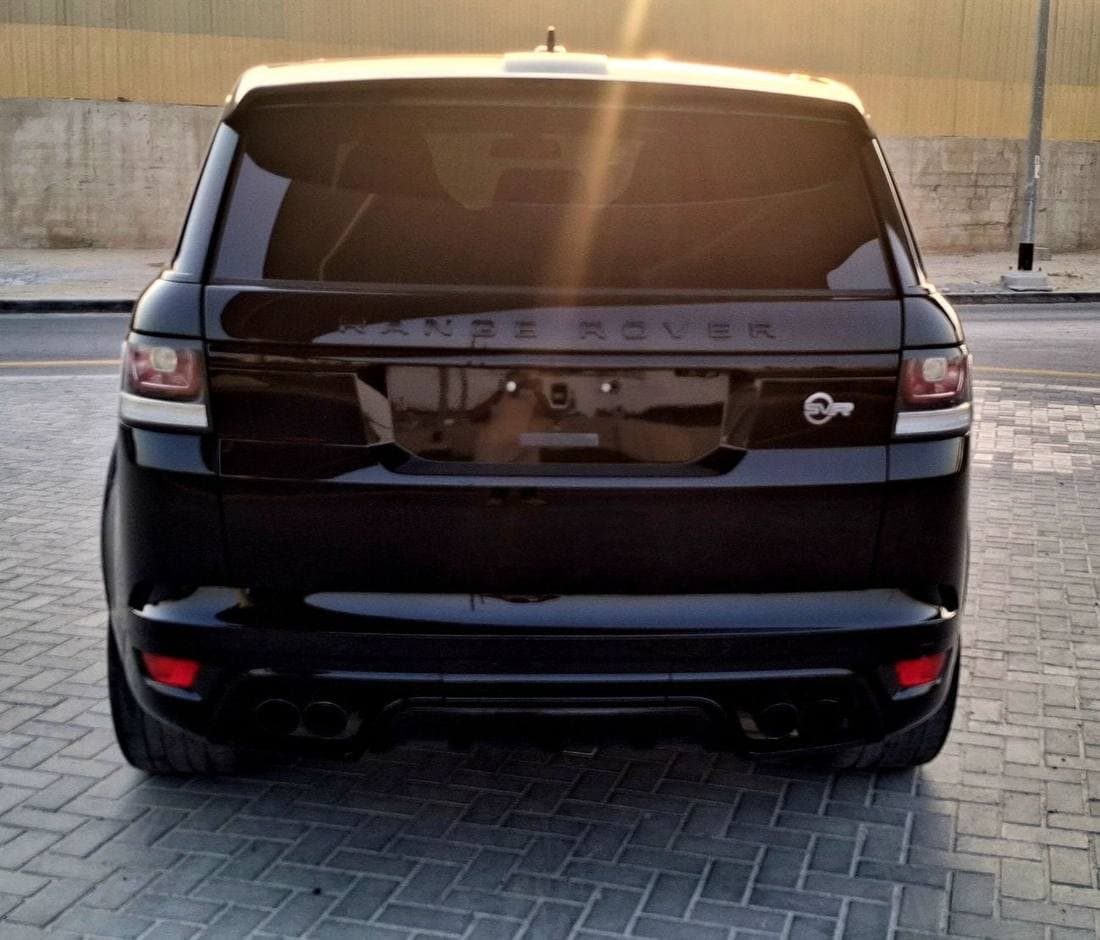 2016 Land Rover Range Rover Sport SVR thumbnail 5