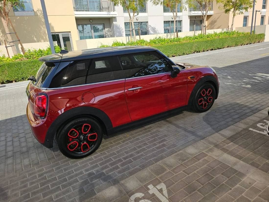2018 Mini Cooper STANDARD thumbnail 3