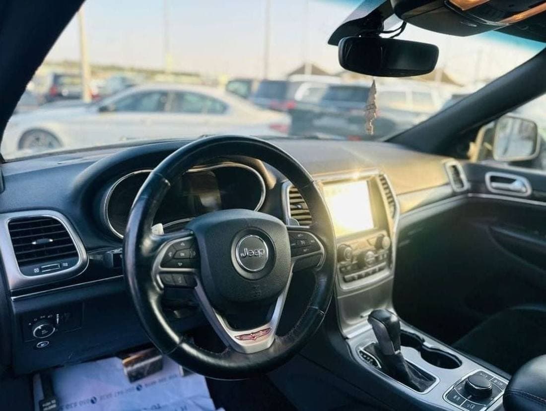 2017 Jeep Grand Cherokee TRAILHAWK thumbnail 8
