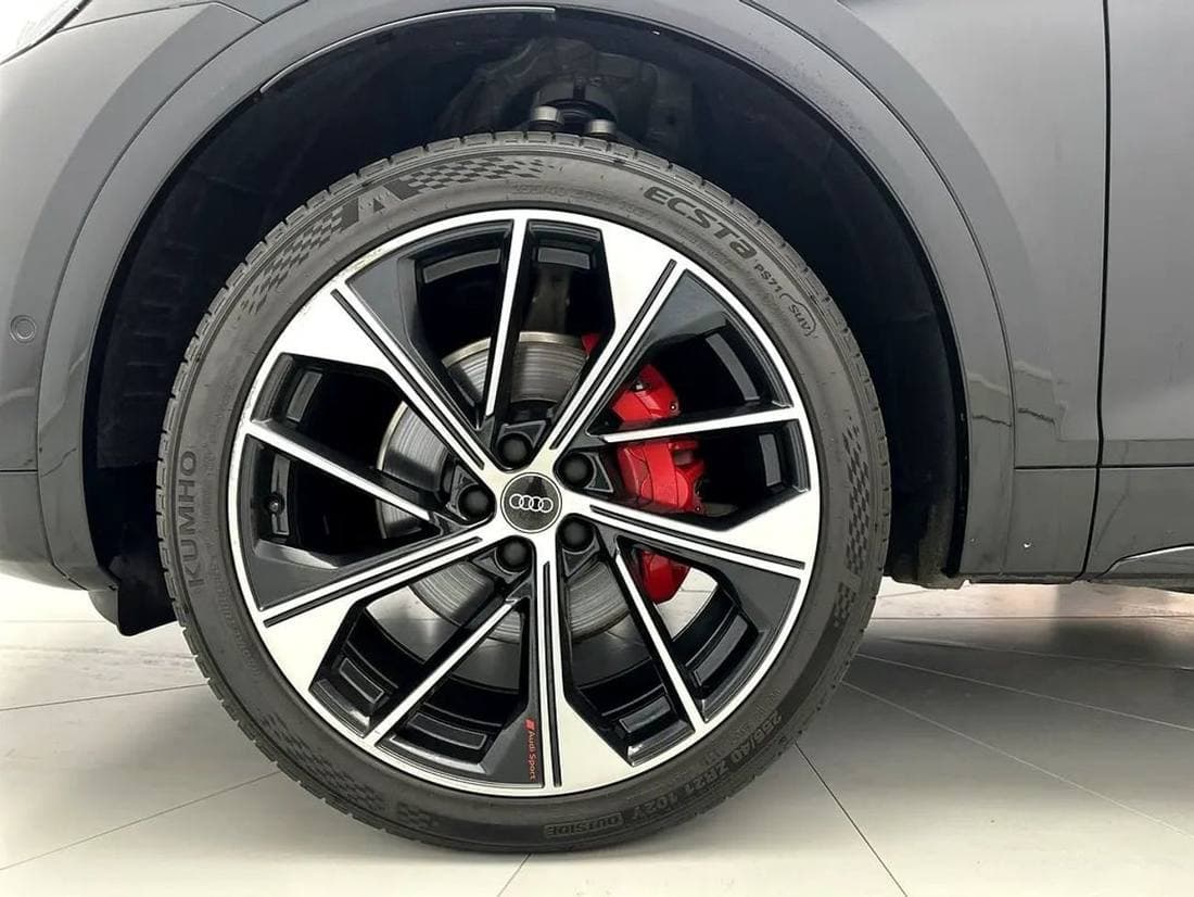 2024 Audi Q5 45 TFSI SPORTBACK S LINE thumbnail 3