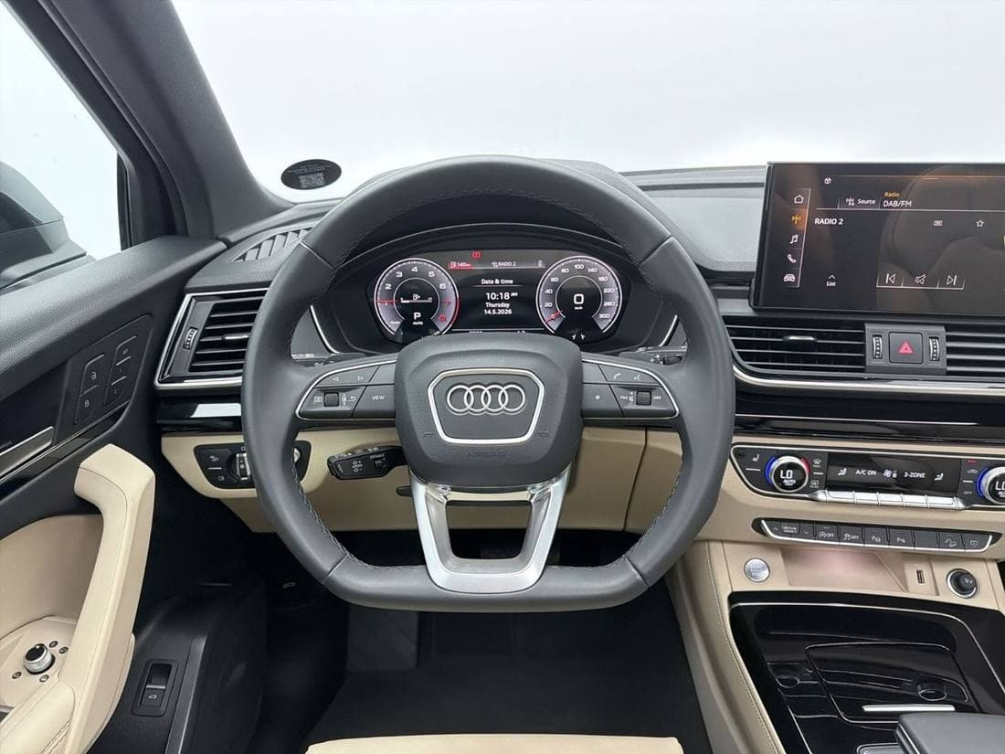2025 Audi Q5 45 TFSI SPORTBACK S LINE thumbnail 6