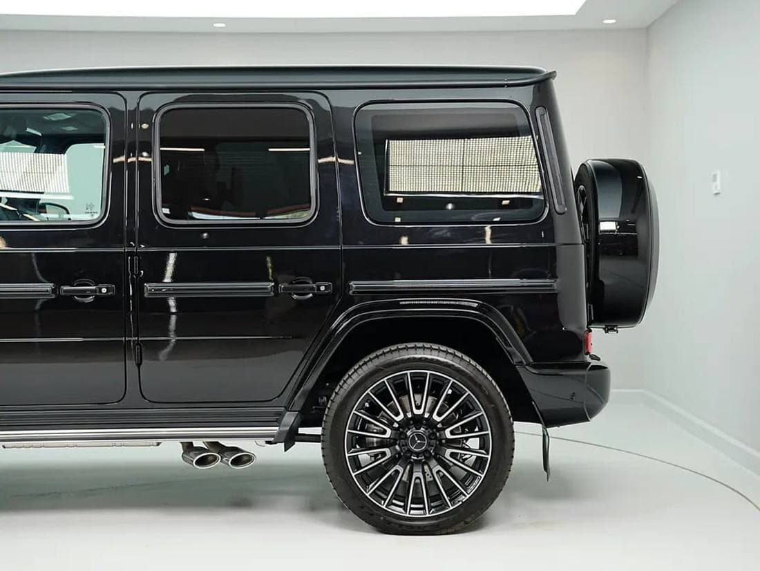 2026 Mercedes Benz G63 AMG STANDARD thumbnail 7