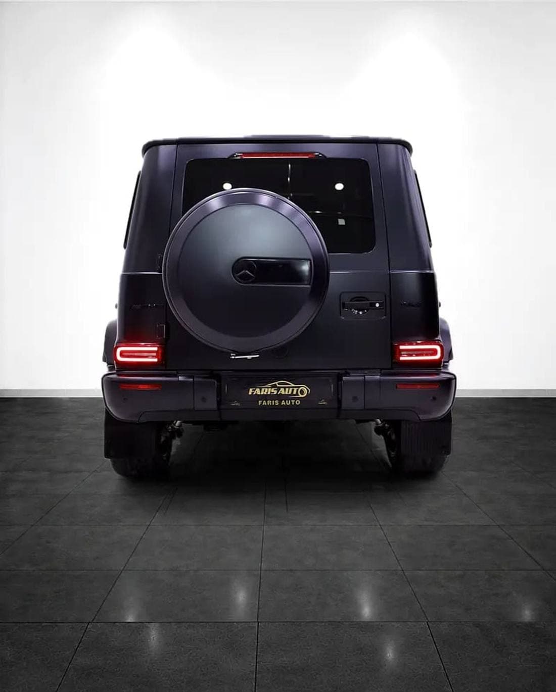2023 Mercedes Benz G63 AMG thumbnail 3