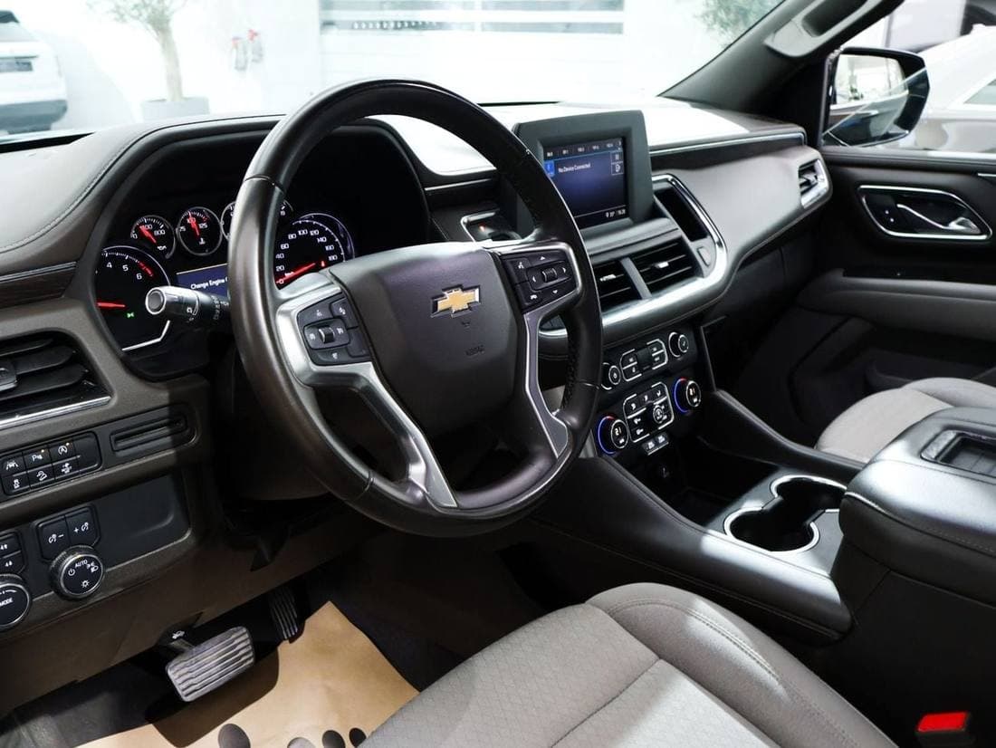 2024 Chevrolet Tahoe LS thumbnail 7