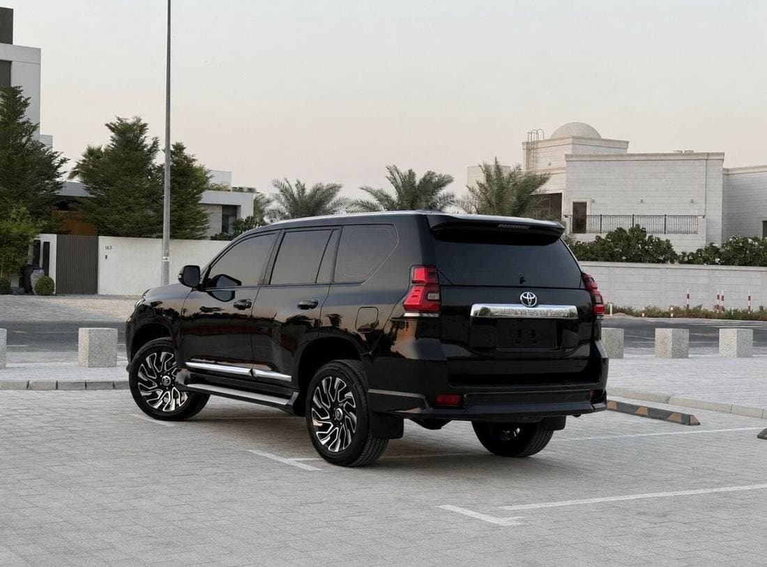 2020 Toyota Prado TX L thumbnail 5