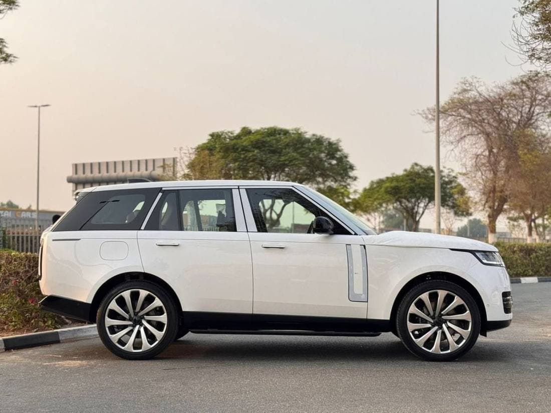 2026 Land Rover Range Rover AUTOBIOGRAPHY P530 thumbnail 4