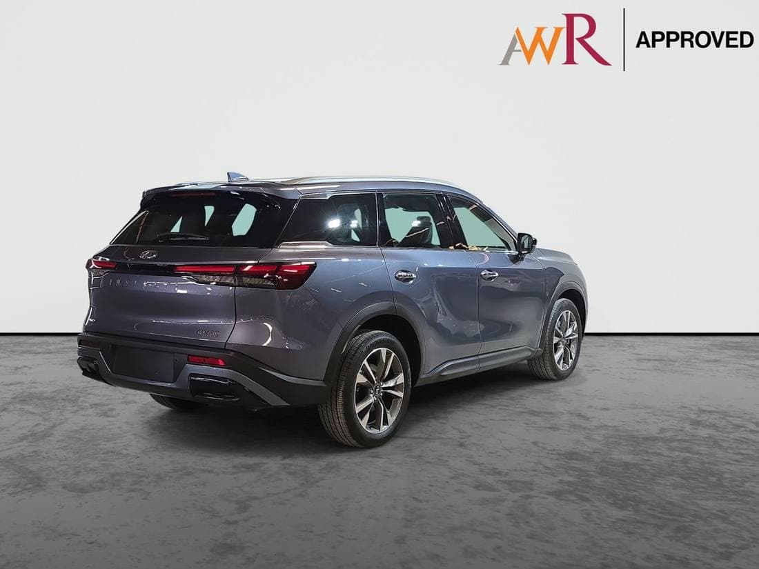 2025 Infiniti QX60 LUXE thumbnail 8