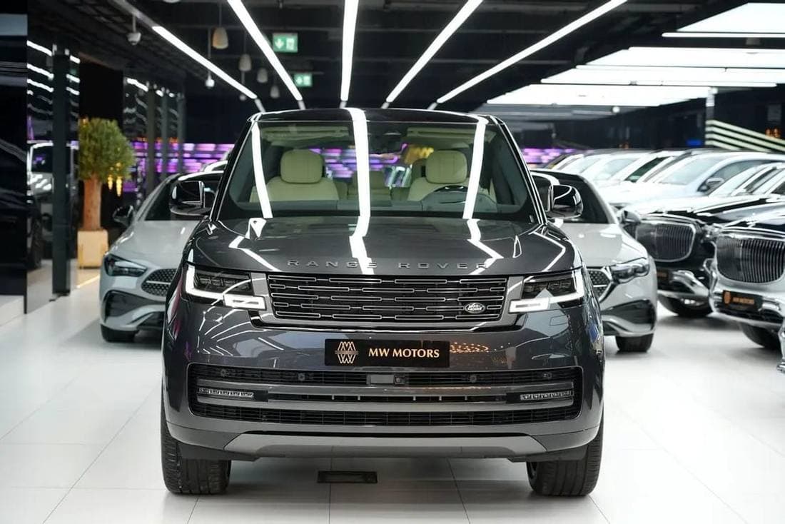 2026 Land Rover Range Rover HSE P400 thumbnail 2