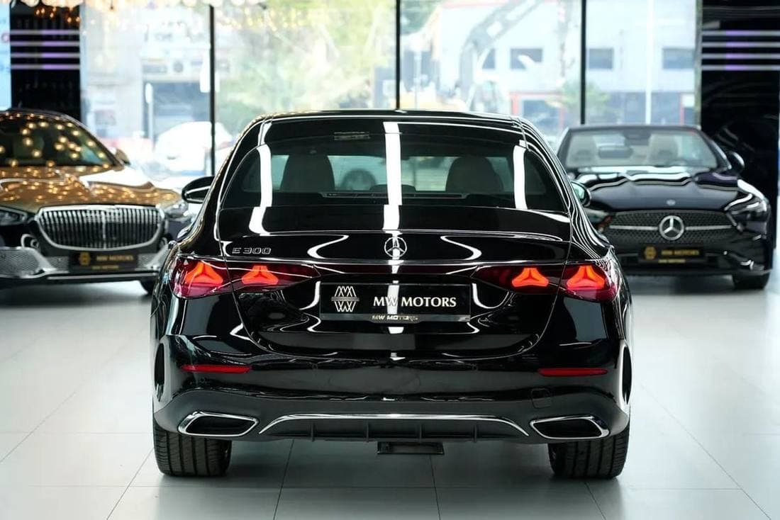 2026 Mercedes Benz E300 AMG thumbnail 5