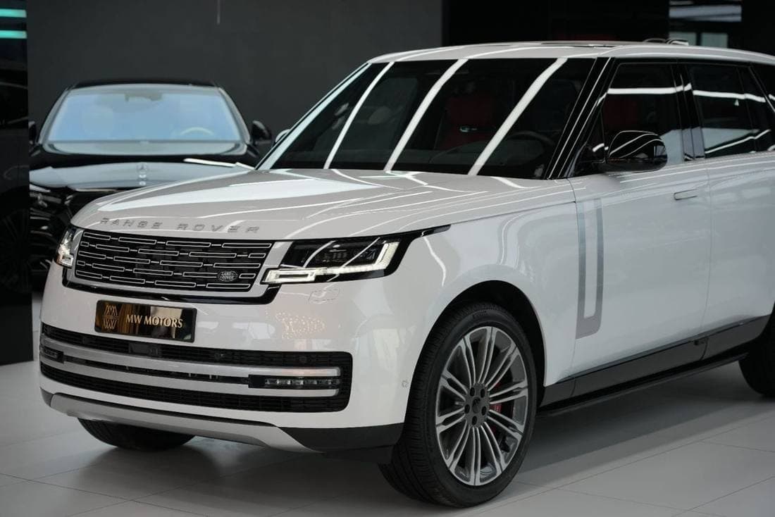 2026 Land Rover Range Rover HSE P530 thumbnail 3