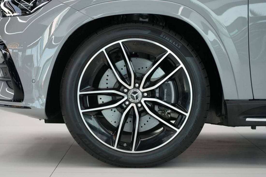 2026 Mercedes Benz GLE 450 AMG GLE 450 thumbnail 7