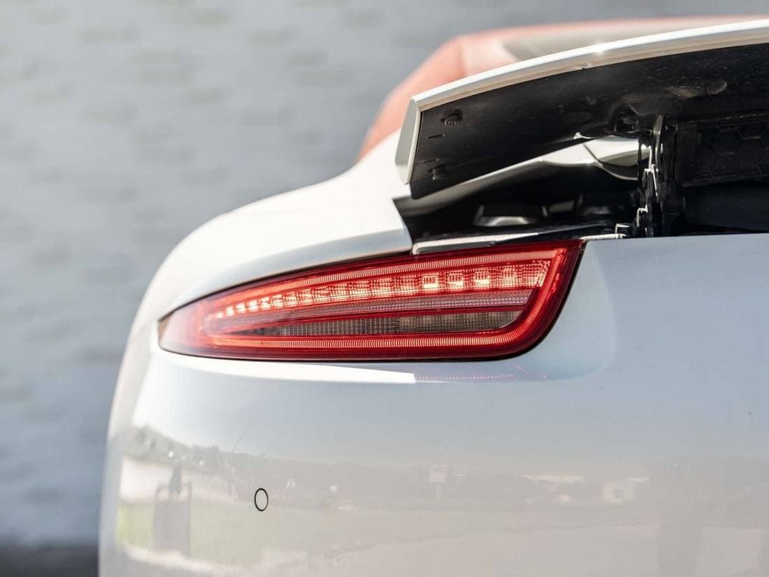 2014 Porsche 911 CARRERA S thumbnail 7