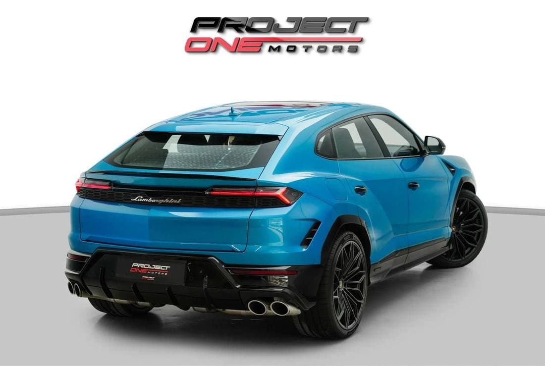 2026 Lamborghini Urus SE thumbnail 4