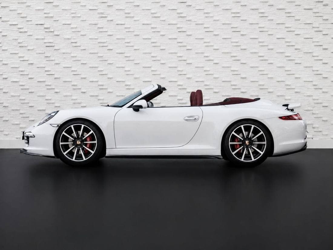 2014 Porsche 911 CARRERA S thumbnail 5