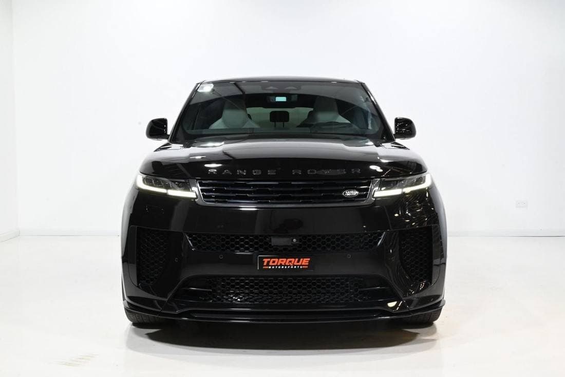 2025 Land Rover Range Rover SV thumbnail 2