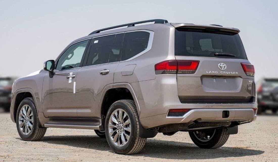 2025 Toyota Land Cruiser VXR thumbnail 8