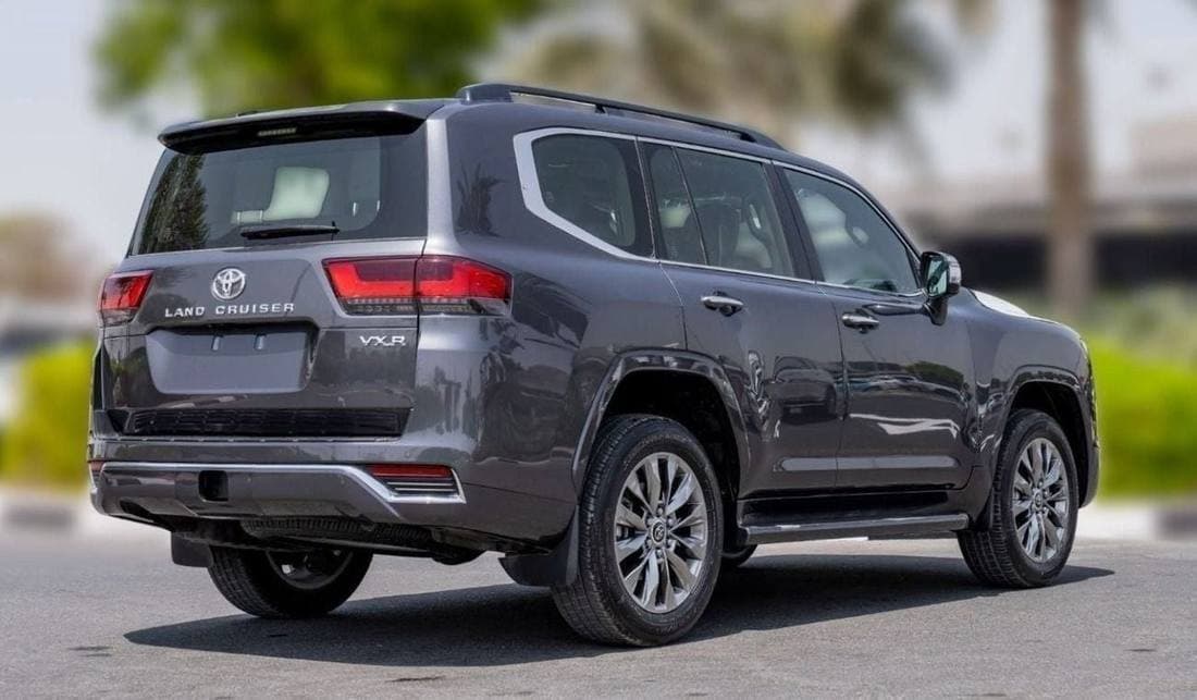 2024 Toyota Land Cruiser VXR thumbnail 5