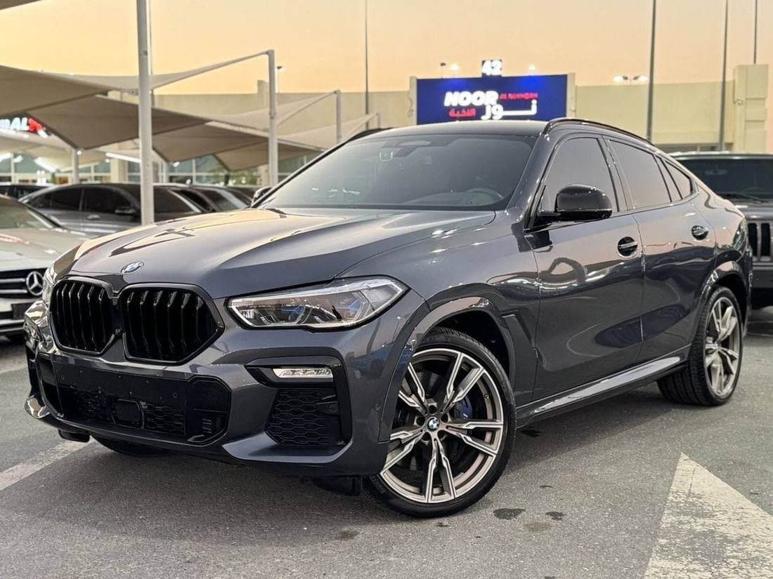 2021 BMW X6 M 50i