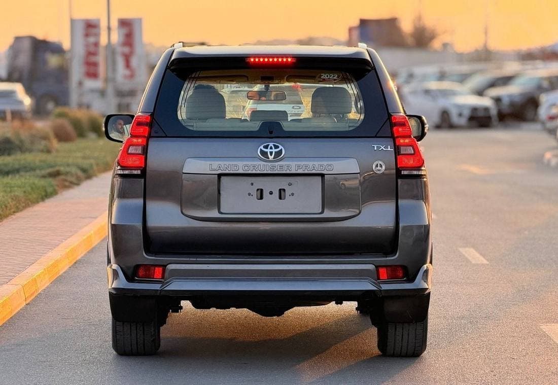 2022 Toyota Prado TX L thumbnail 5