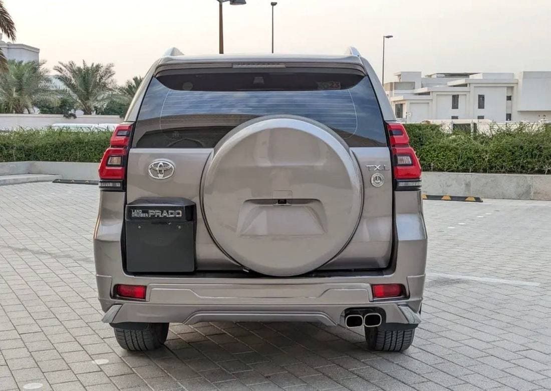 2023 Toyota Prado TX L thumbnail 7