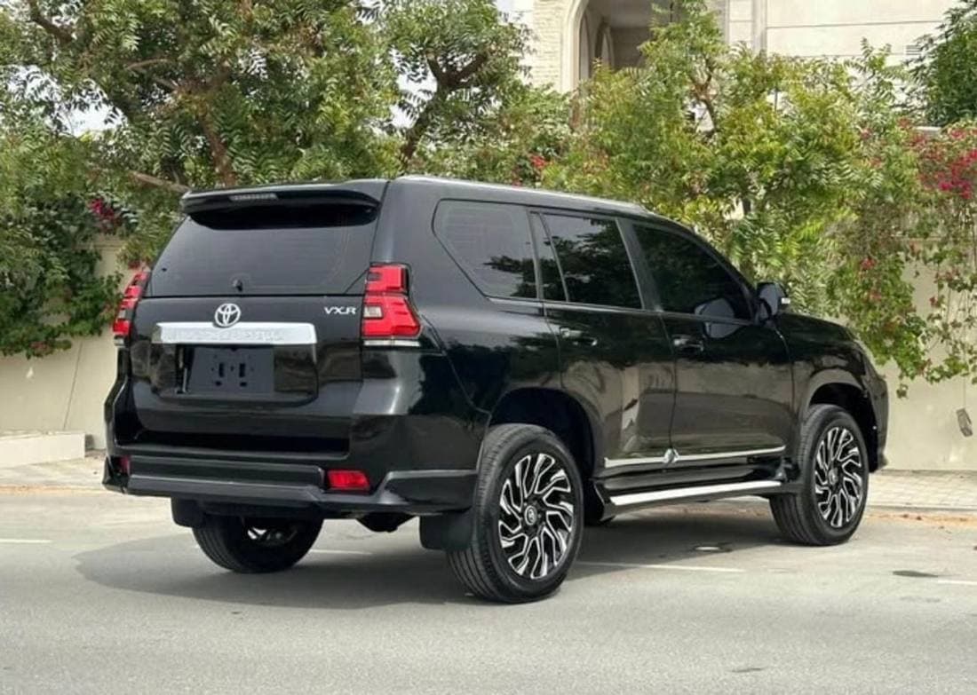 2023 Toyota Prado VXR thumbnail 5
