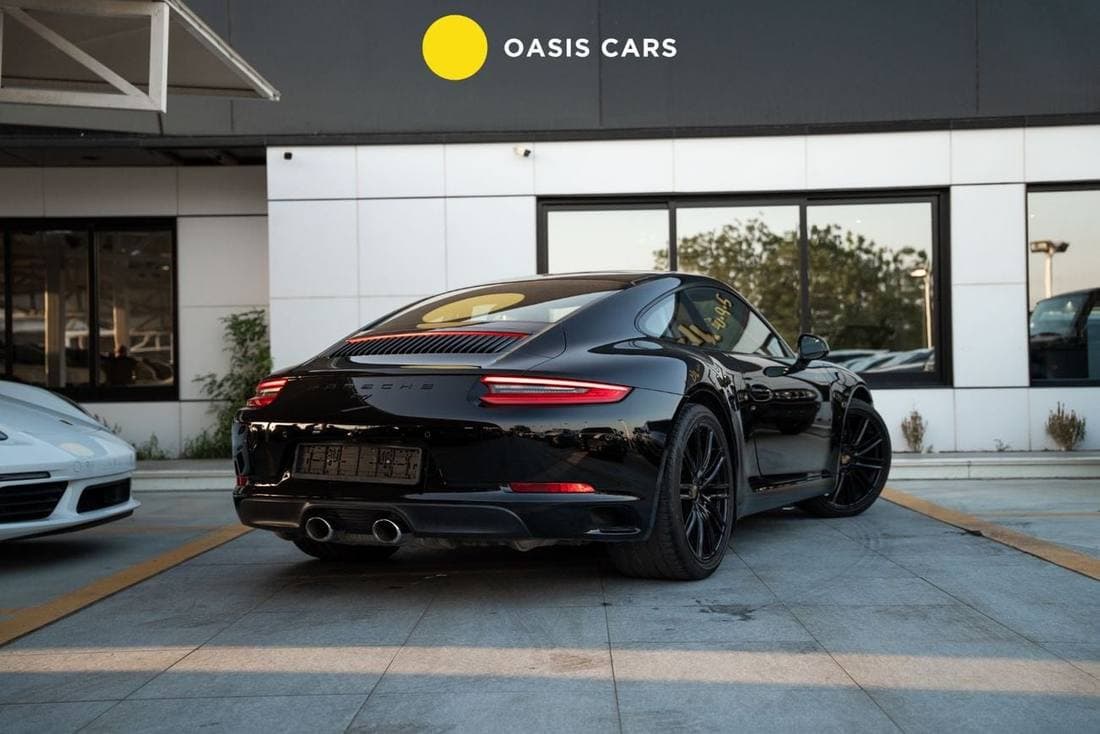 2019 Porsche 911 CARRERA thumbnail 5
