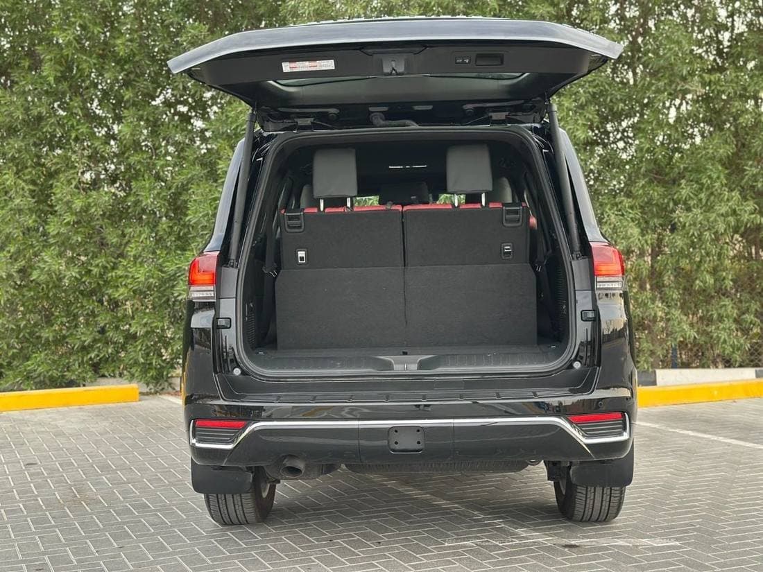 2026 Toyota Land Cruiser VXR thumbnail 5