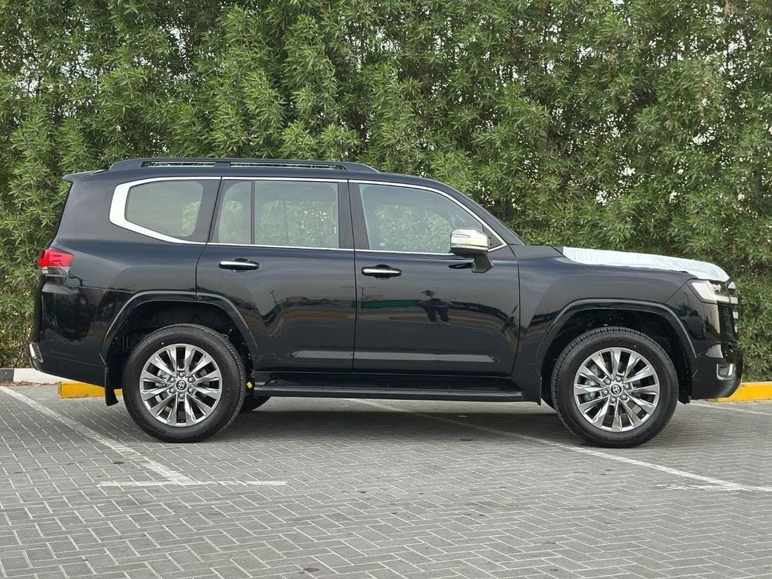 2026 Toyota Land Cruiser VXR thumbnail 7