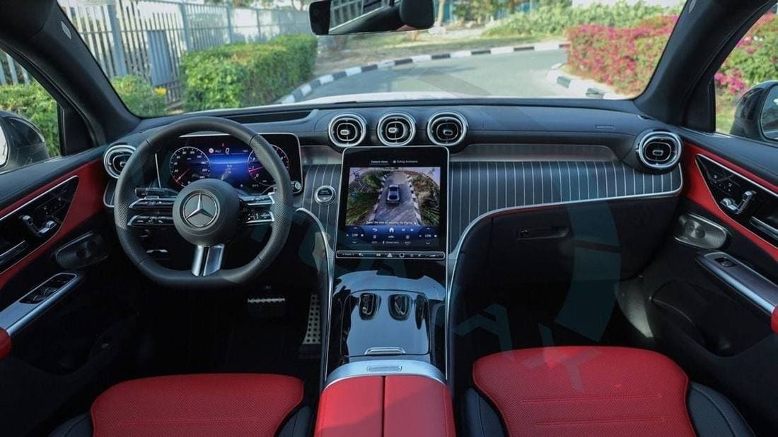 2026 Mercedes Benz GLC200 4MATIC thumbnail 2