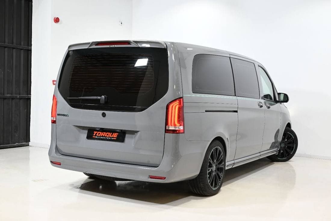 2023 Mercedes Benz V 250 thumbnail 4