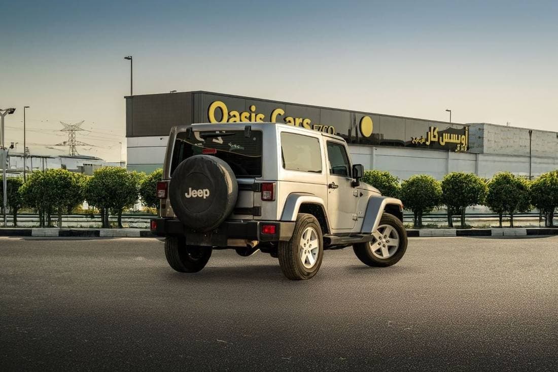 2016 Jeep Wrangler SAHARA thumbnail 5