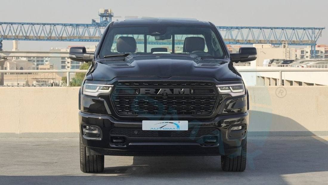 2026 RAM 1500 LIMITED thumbnail 4