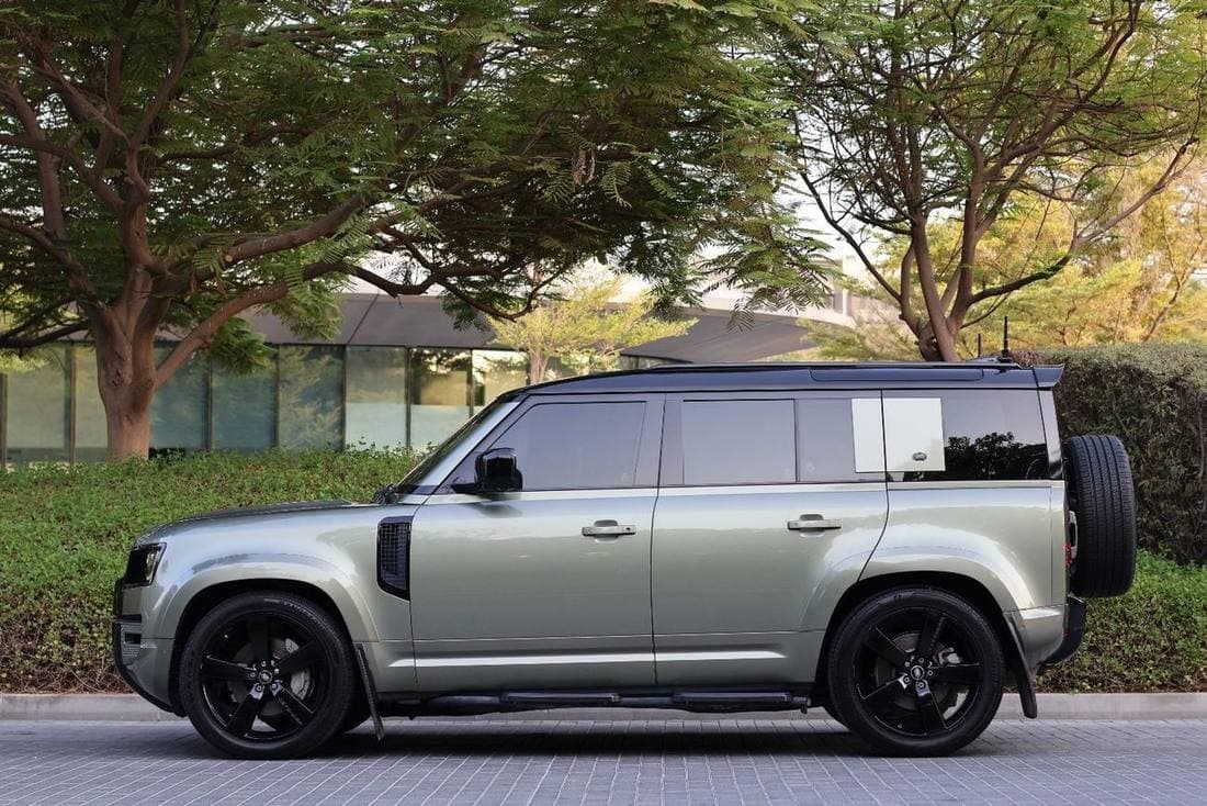 2020 Land Rover Defender thumbnail 7