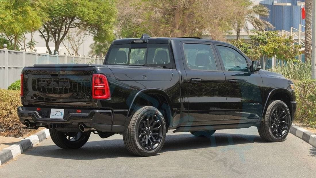 2026 RAM 1500 LIMITED thumbnail 8